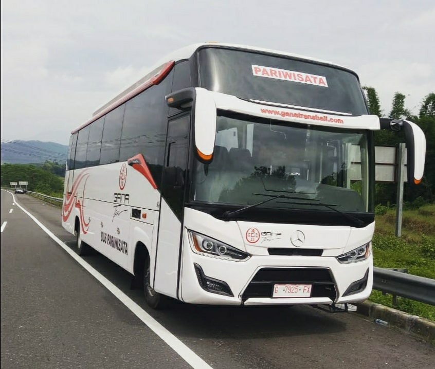 bus-mercedes-benz-40-41-seats-bali
